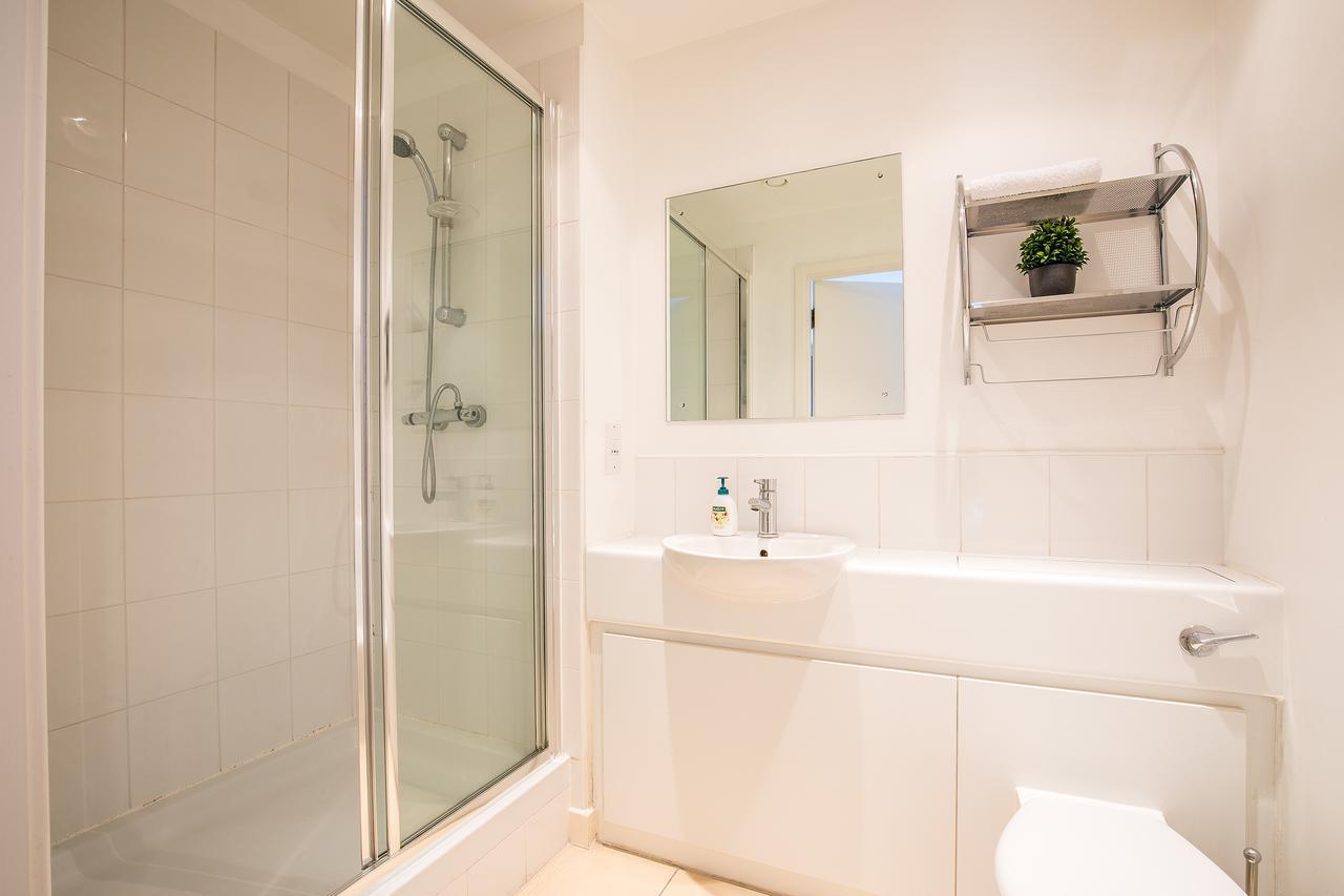 The Cathedral Suite Apartment With Love Your Stay Sheffield Exterior foto