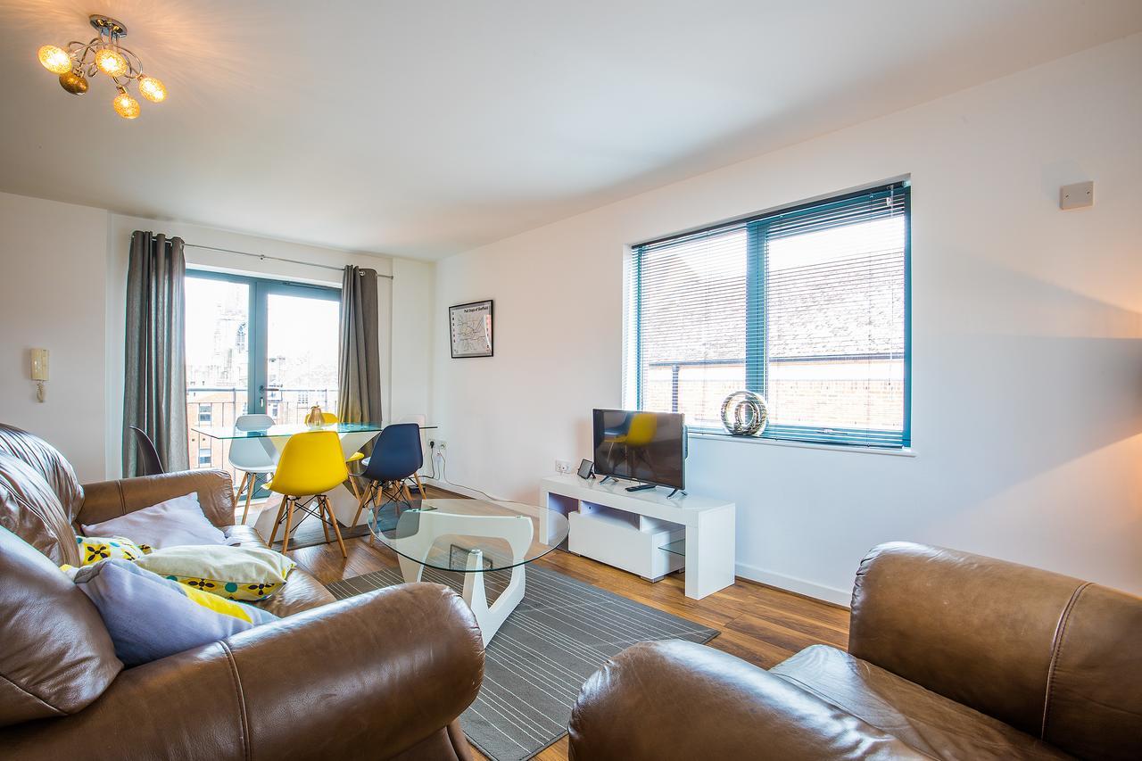 The Cathedral Suite Apartment With Love Your Stay Sheffield Exterior foto